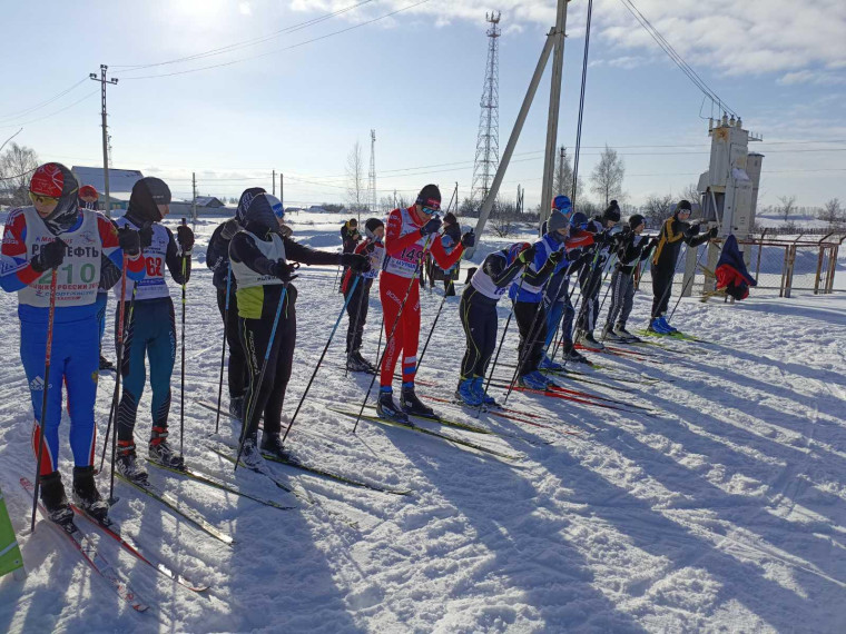 Лыжники участвовали в Гонке сильнейших.